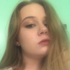 Meet your Posher, Madelyn